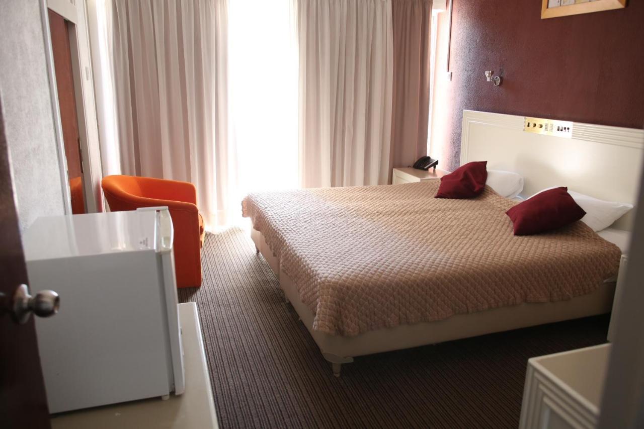Kings Annex Aparthotel Pafos Exterior foto
